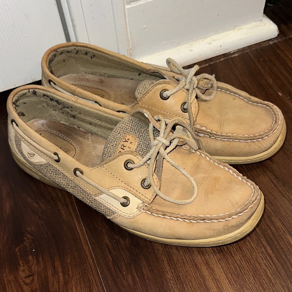 Sperry Women’s Beige and Tan Boat Shoes